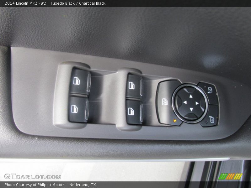 Tuxedo Black / Charcoal Black 2014 Lincoln MKZ FWD