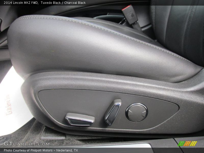 Tuxedo Black / Charcoal Black 2014 Lincoln MKZ FWD