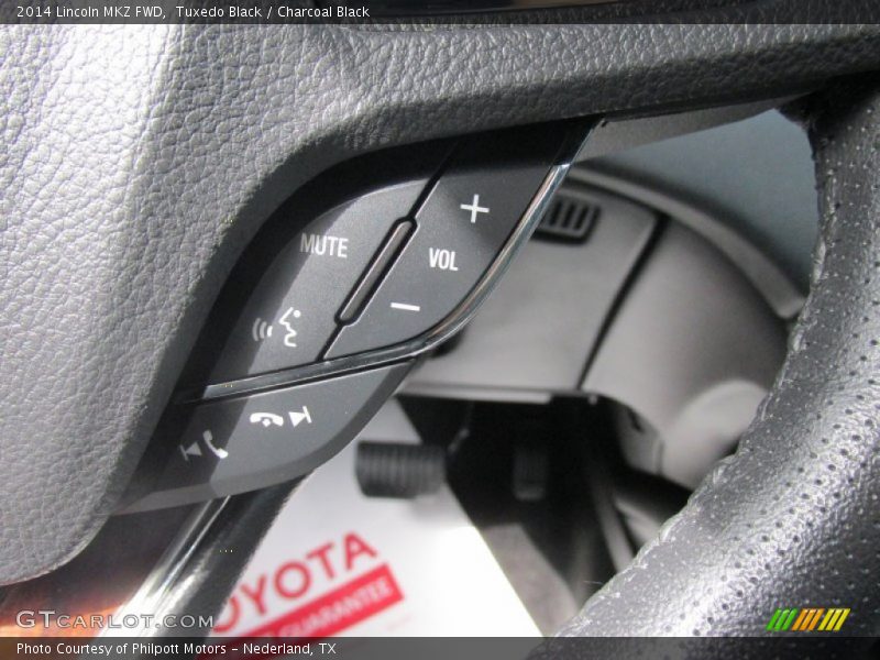 Tuxedo Black / Charcoal Black 2014 Lincoln MKZ FWD