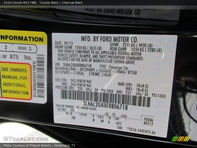 Tuxedo Black / Charcoal Black 2014 Lincoln MKZ FWD