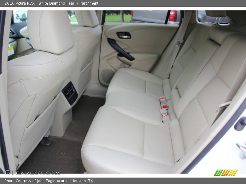 White Diamond Pearl / Parchment 2016 Acura RDX