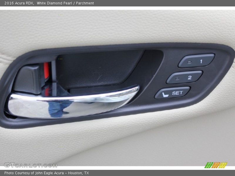 White Diamond Pearl / Parchment 2016 Acura RDX