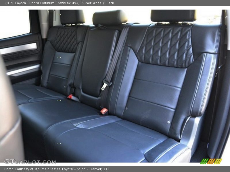 Super White / Black 2015 Toyota Tundra Platinum CrewMax 4x4
