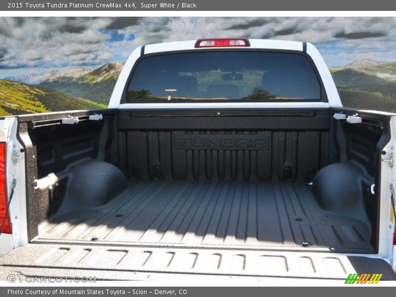 Super White / Black 2015 Toyota Tundra Platinum CrewMax 4x4