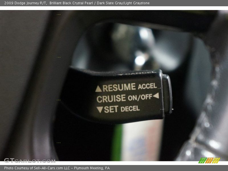 Brilliant Black Crystal Pearl / Dark Slate Gray/Light Graystone 2009 Dodge Journey R/T