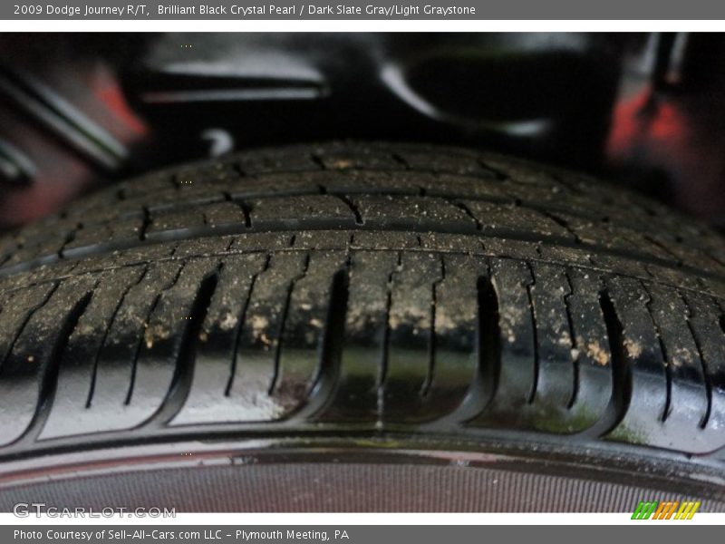 Brilliant Black Crystal Pearl / Dark Slate Gray/Light Graystone 2009 Dodge Journey R/T