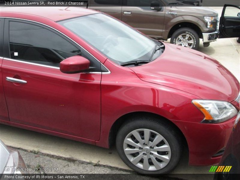 Red Brick / Charcoal 2014 Nissan Sentra SR