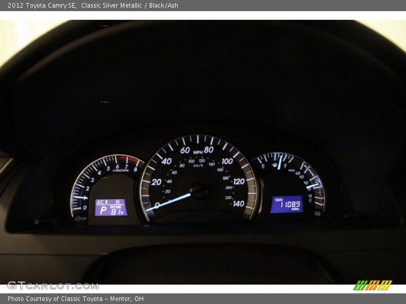 Classic Silver Metallic / Black/Ash 2012 Toyota Camry SE
