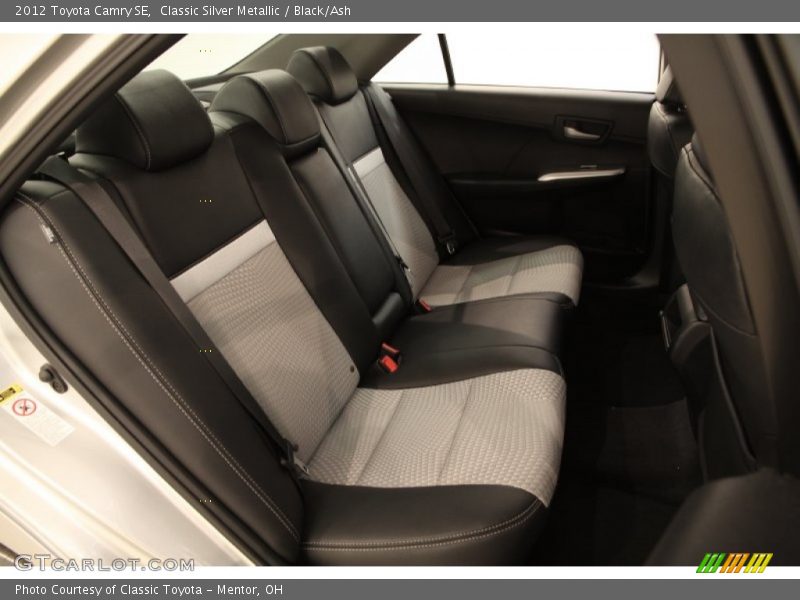 Classic Silver Metallic / Black/Ash 2012 Toyota Camry SE