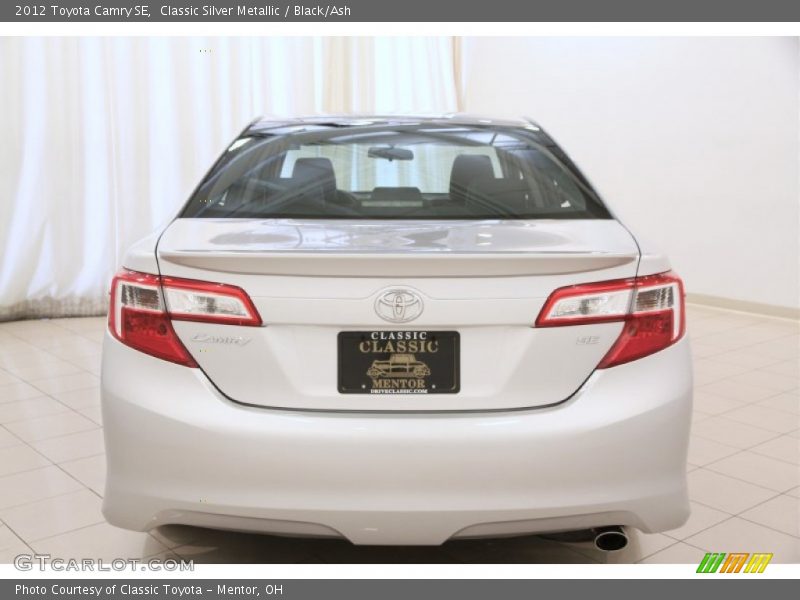 Classic Silver Metallic / Black/Ash 2012 Toyota Camry SE