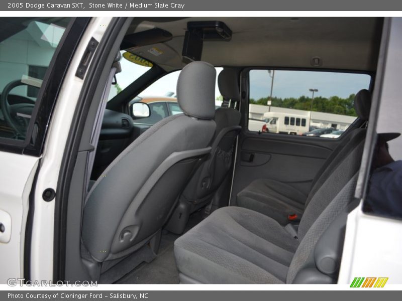 Stone White / Medium Slate Gray 2005 Dodge Caravan SXT
