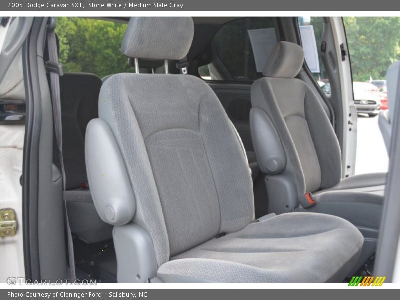 Stone White / Medium Slate Gray 2005 Dodge Caravan SXT