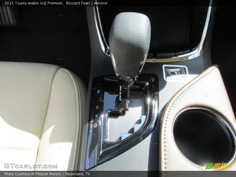 Blizzard Pearl / Almond 2015 Toyota Avalon XLE Premium