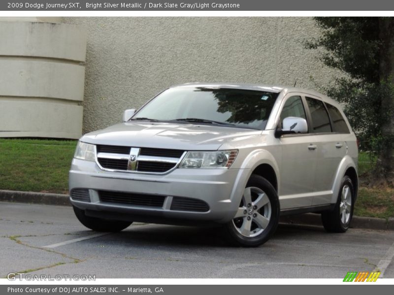Bright Silver Metallic / Dark Slate Gray/Light Graystone 2009 Dodge Journey SXT
