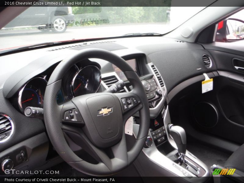 Red Hot / Jet Black 2016 Chevrolet Cruze Limited LT