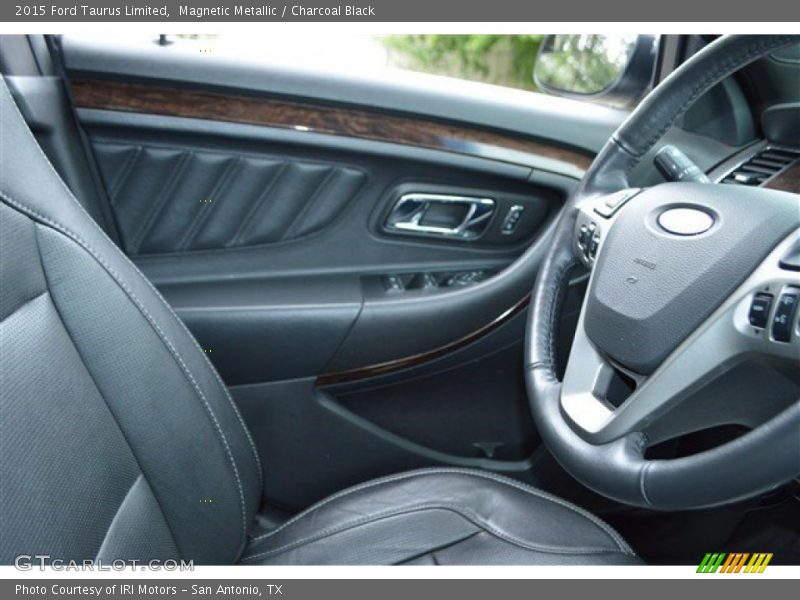 Magnetic Metallic / Charcoal Black 2015 Ford Taurus Limited
