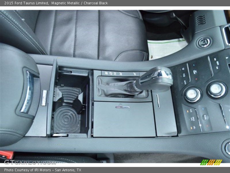Magnetic Metallic / Charcoal Black 2015 Ford Taurus Limited