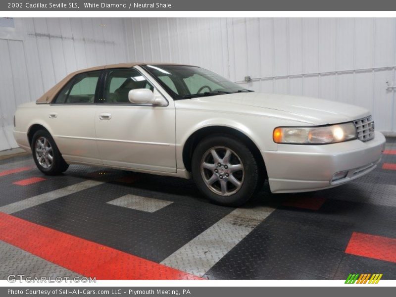 White Diamond / Neutral Shale 2002 Cadillac Seville SLS