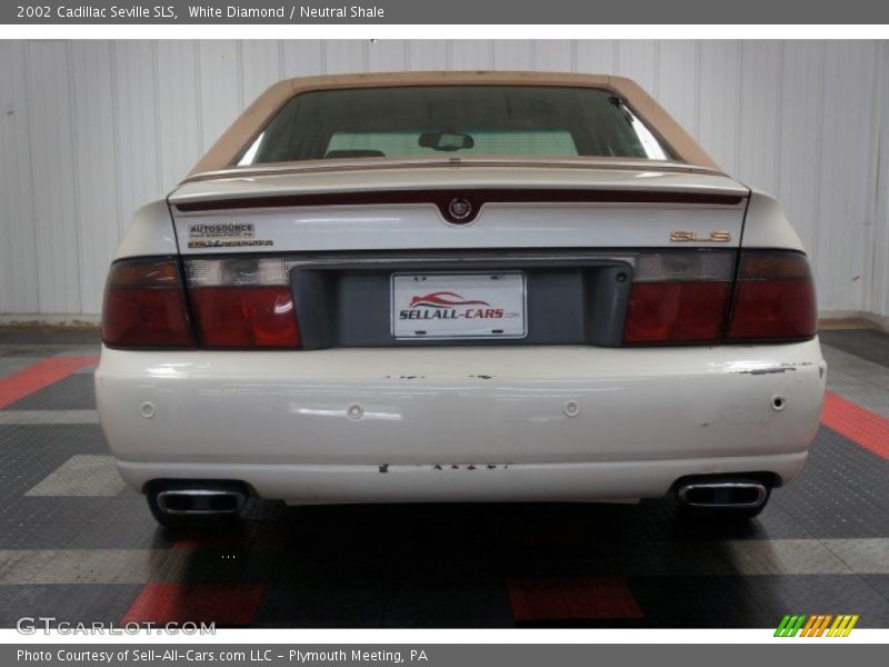 White Diamond / Neutral Shale 2002 Cadillac Seville SLS