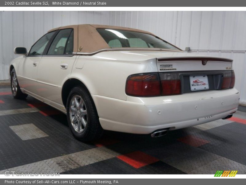 White Diamond / Neutral Shale 2002 Cadillac Seville SLS