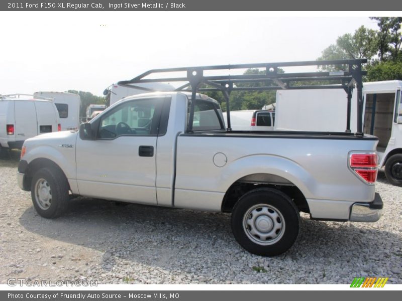 Ingot Silver Metallic / Black 2011 Ford F150 XL Regular Cab