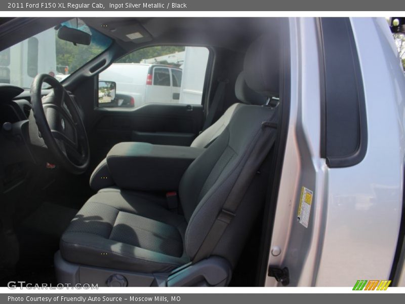 Ingot Silver Metallic / Black 2011 Ford F150 XL Regular Cab