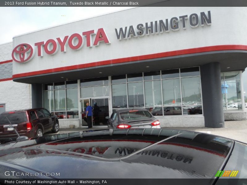 Tuxedo Black Metallic / Charcoal Black 2013 Ford Fusion Hybrid Titanium