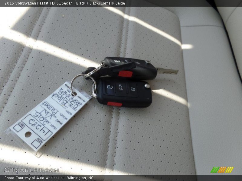 Black / Black/Cornsilk Beige 2015 Volkswagen Passat TDI SE Sedan