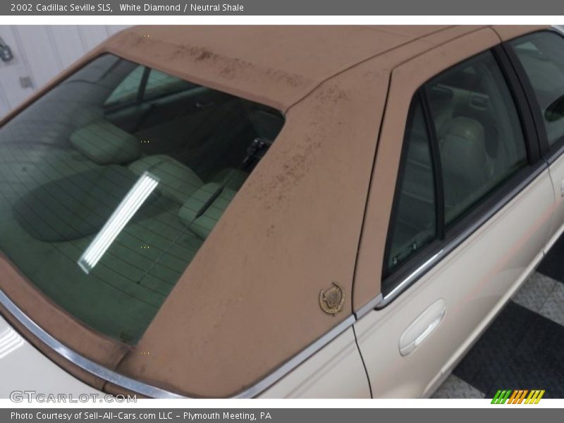 White Diamond / Neutral Shale 2002 Cadillac Seville SLS