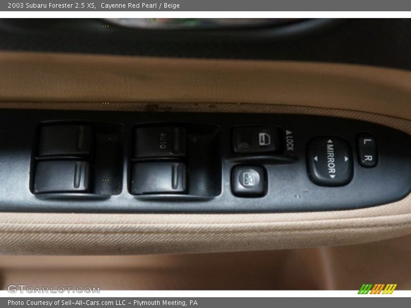 Cayenne Red Pearl / Beige 2003 Subaru Forester 2.5 XS