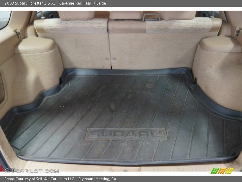 Cayenne Red Pearl / Beige 2003 Subaru Forester 2.5 XS