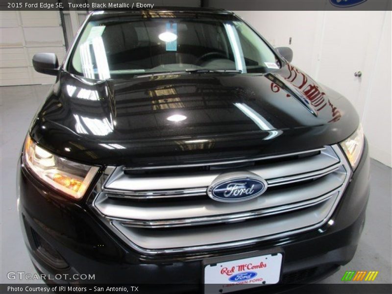 Tuxedo Black Metallic / Ebony 2015 Ford Edge SE