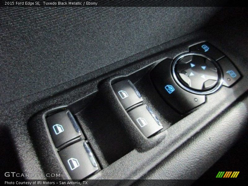 Tuxedo Black Metallic / Ebony 2015 Ford Edge SE