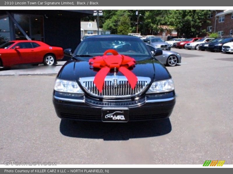 Black / Black 2010 Lincoln Town Car Signature Limited