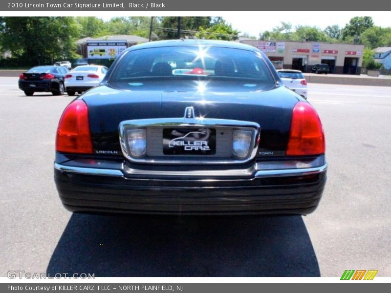 Black / Black 2010 Lincoln Town Car Signature Limited