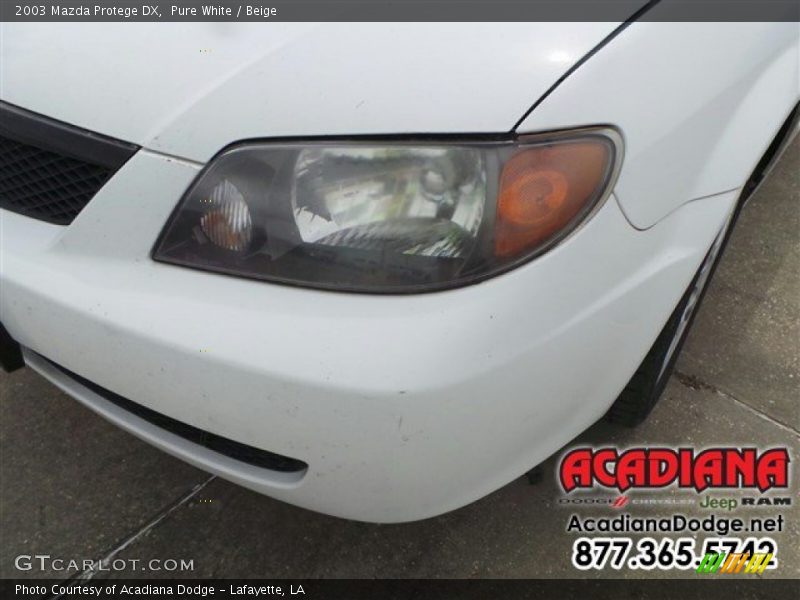 Pure White / Beige 2003 Mazda Protege DX