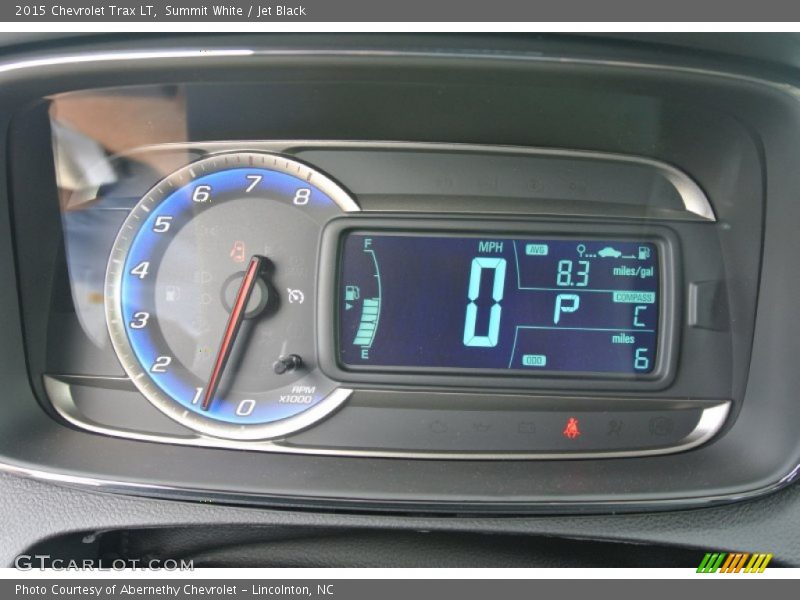 Summit White / Jet Black 2015 Chevrolet Trax LT