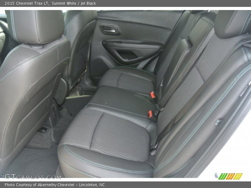 Summit White / Jet Black 2015 Chevrolet Trax LT