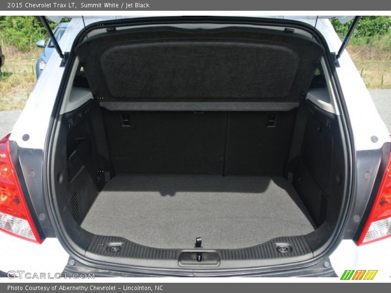 Summit White / Jet Black 2015 Chevrolet Trax LT
