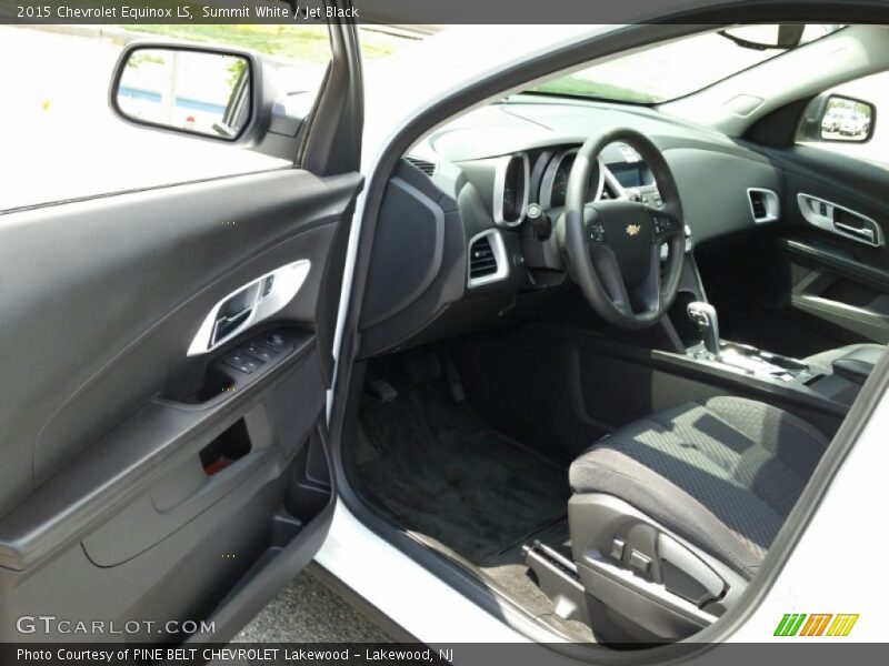 Summit White / Jet Black 2015 Chevrolet Equinox LS