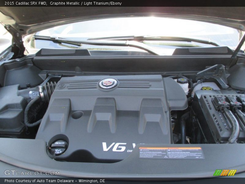 Graphite Metallic / Light Titanium/Ebony 2015 Cadillac SRX FWD