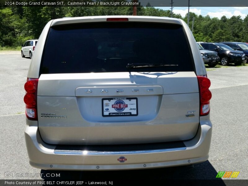Cashmere Pearl / Black/Light Graystone 2014 Dodge Grand Caravan SXT