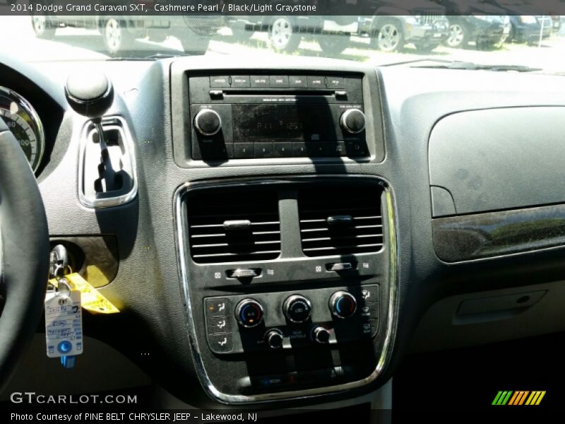 Cashmere Pearl / Black/Light Graystone 2014 Dodge Grand Caravan SXT