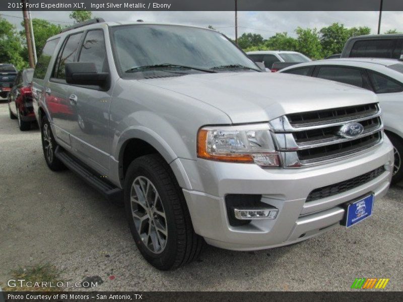 Ingot Silver Metallic / Ebony 2015 Ford Expedition XLT
