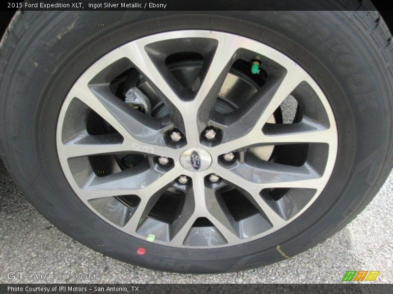 Ingot Silver Metallic / Ebony 2015 Ford Expedition XLT