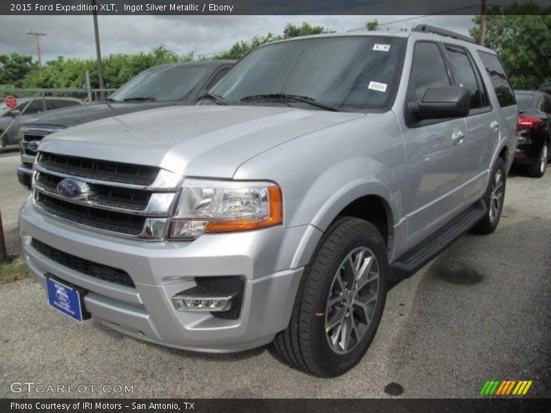 Ingot Silver Metallic / Ebony 2015 Ford Expedition XLT