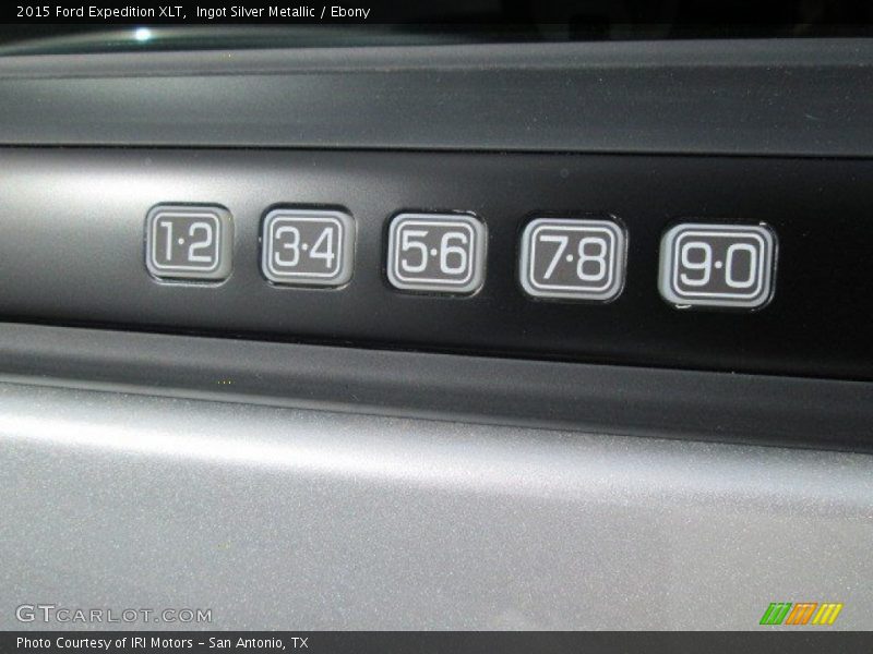 Ingot Silver Metallic / Ebony 2015 Ford Expedition XLT