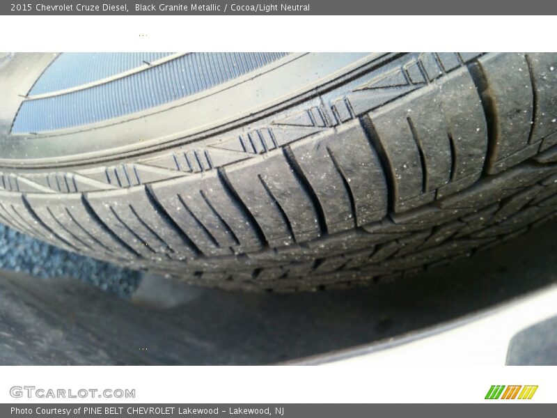 Black Granite Metallic / Cocoa/Light Neutral 2015 Chevrolet Cruze Diesel