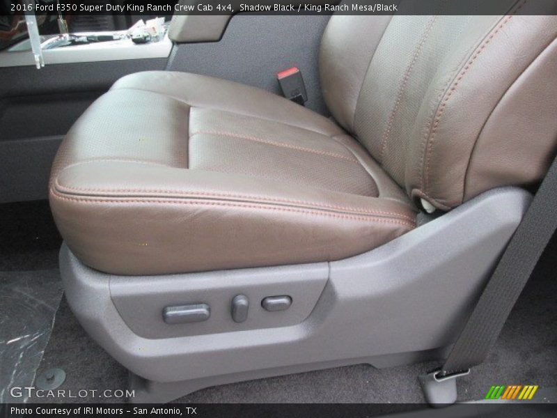 Controls of 2016 F350 Super Duty King Ranch Crew Cab 4x4