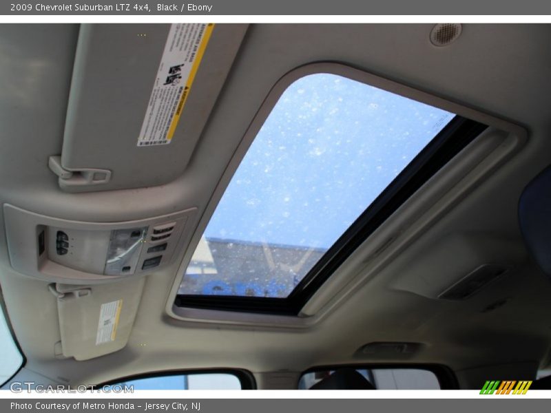 Black / Ebony 2009 Chevrolet Suburban LTZ 4x4